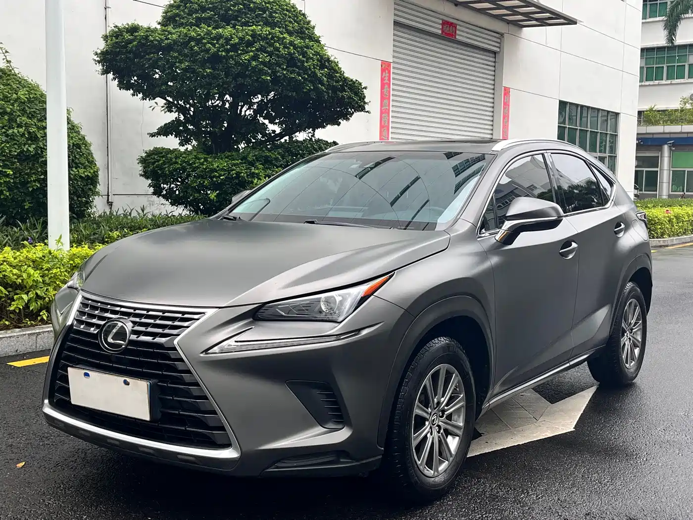 Фото 1 - Lexus NX