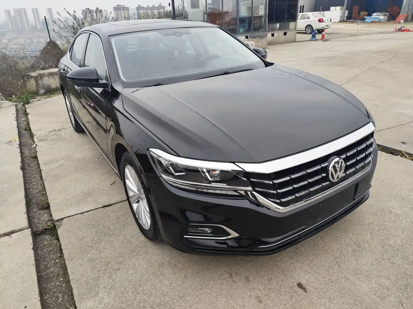 Volkswagen Passat 2019 330TSI Elite Version China VI фото 3