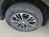 Фото 23 - Geely Emgrand X6