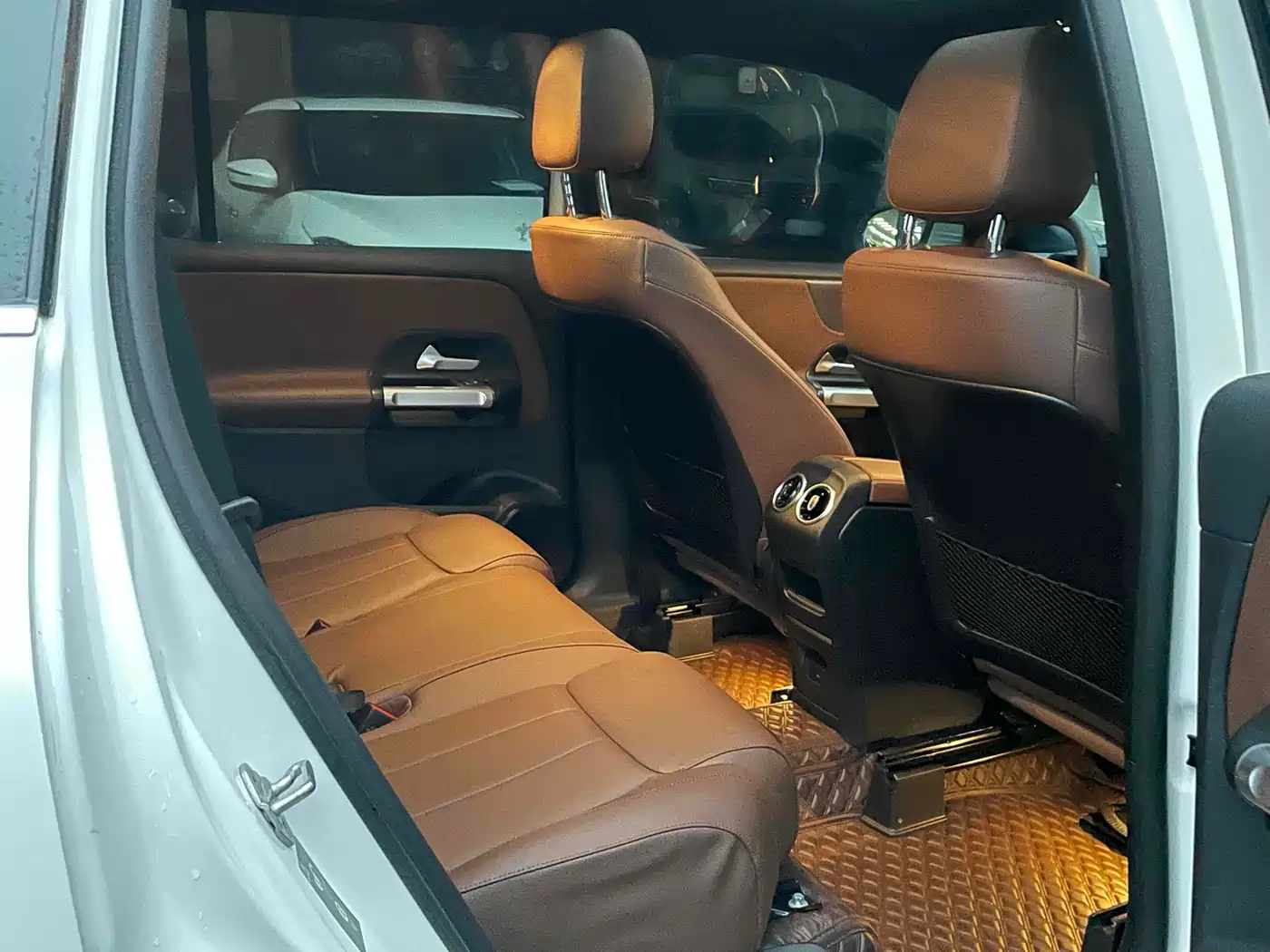 Mercedes-Benz GLB 2022 GLB 220 Dynamic фото 6