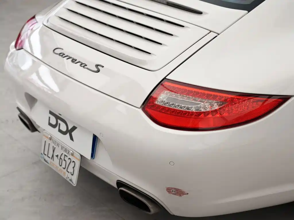 Фото 6 - Porsche 911