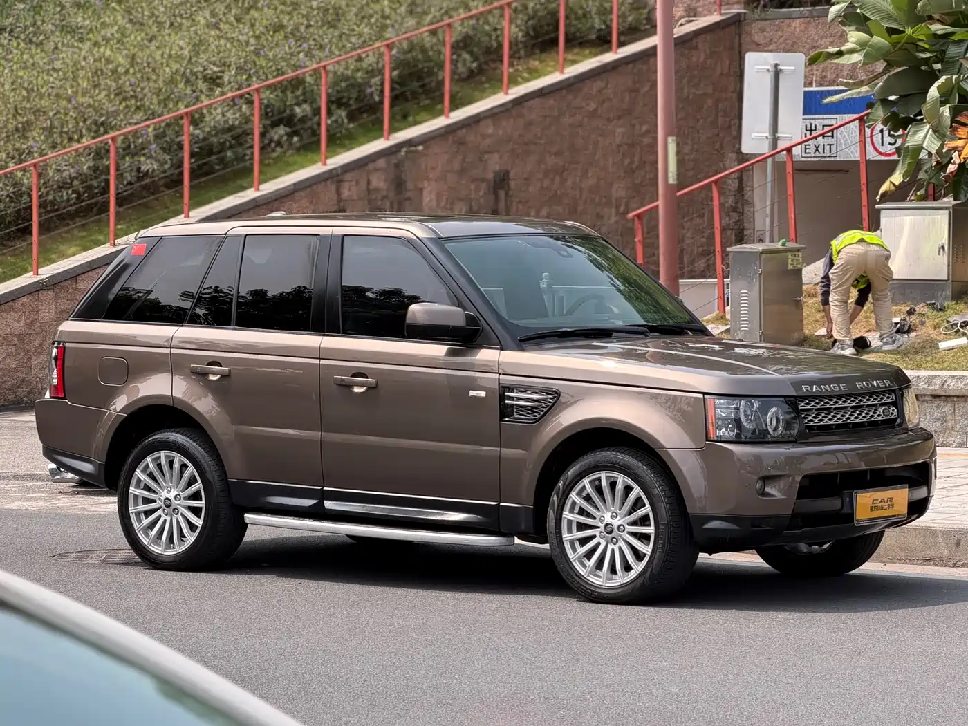 Land Rover Range Rover Sport 2013 3.0 TDV6 Diesel фото 3