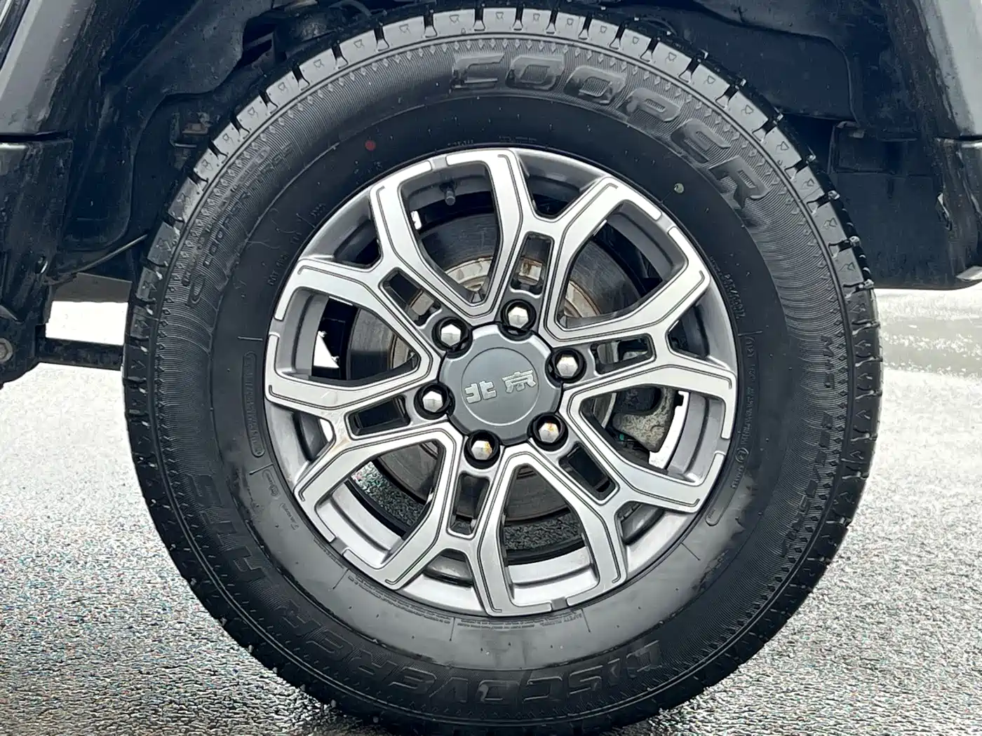 BAIC ORV Beijing Offroad BJ40 2023 2.0T Auto 4WD Urban Hunter Knight Edition фото 15