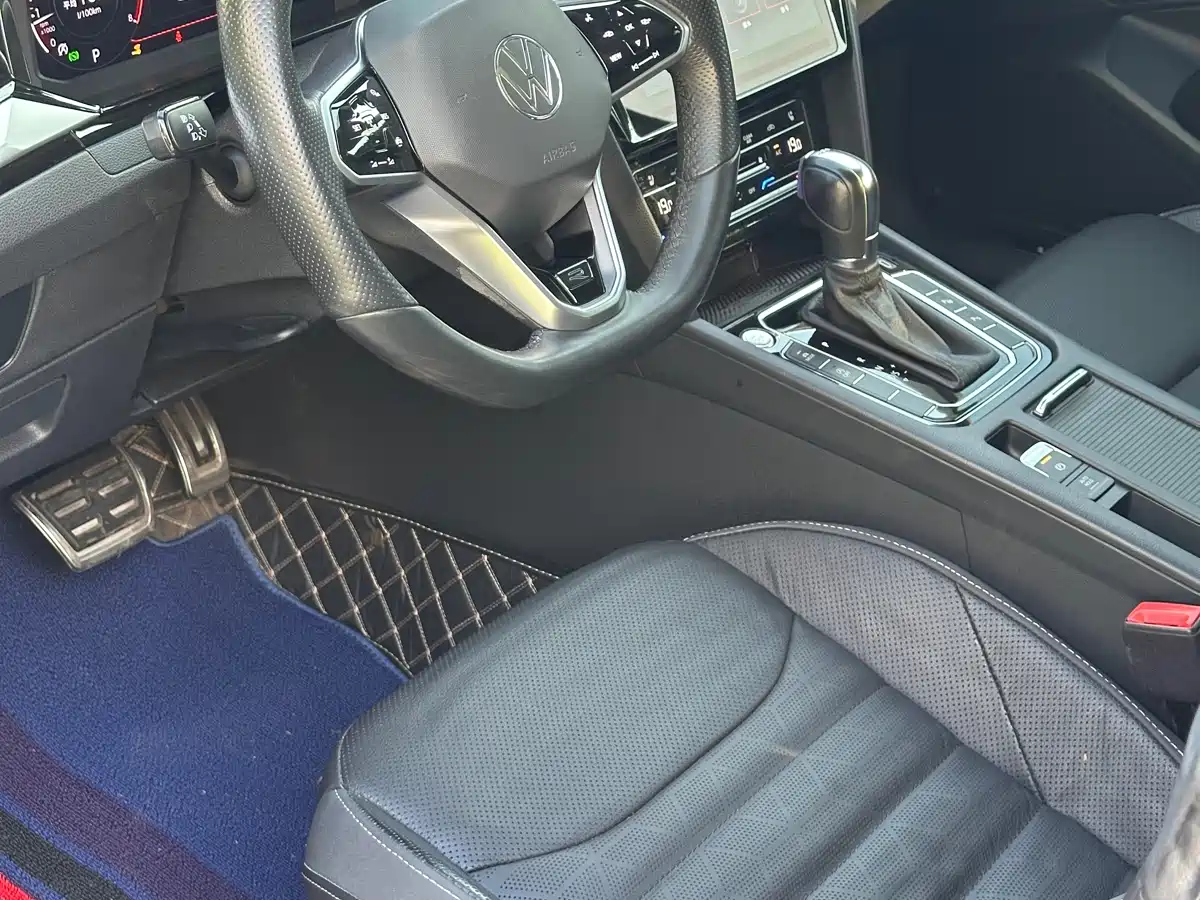 Volkswagen FAW-Volkswagen CC 2021 380TSI Eye-catching Edition фото 9