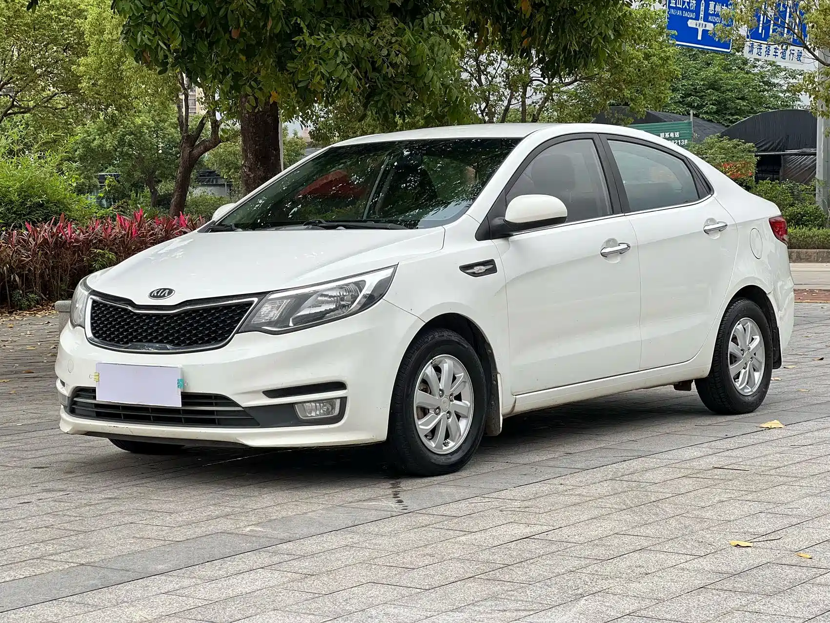 Фото 1 - Kia K2
