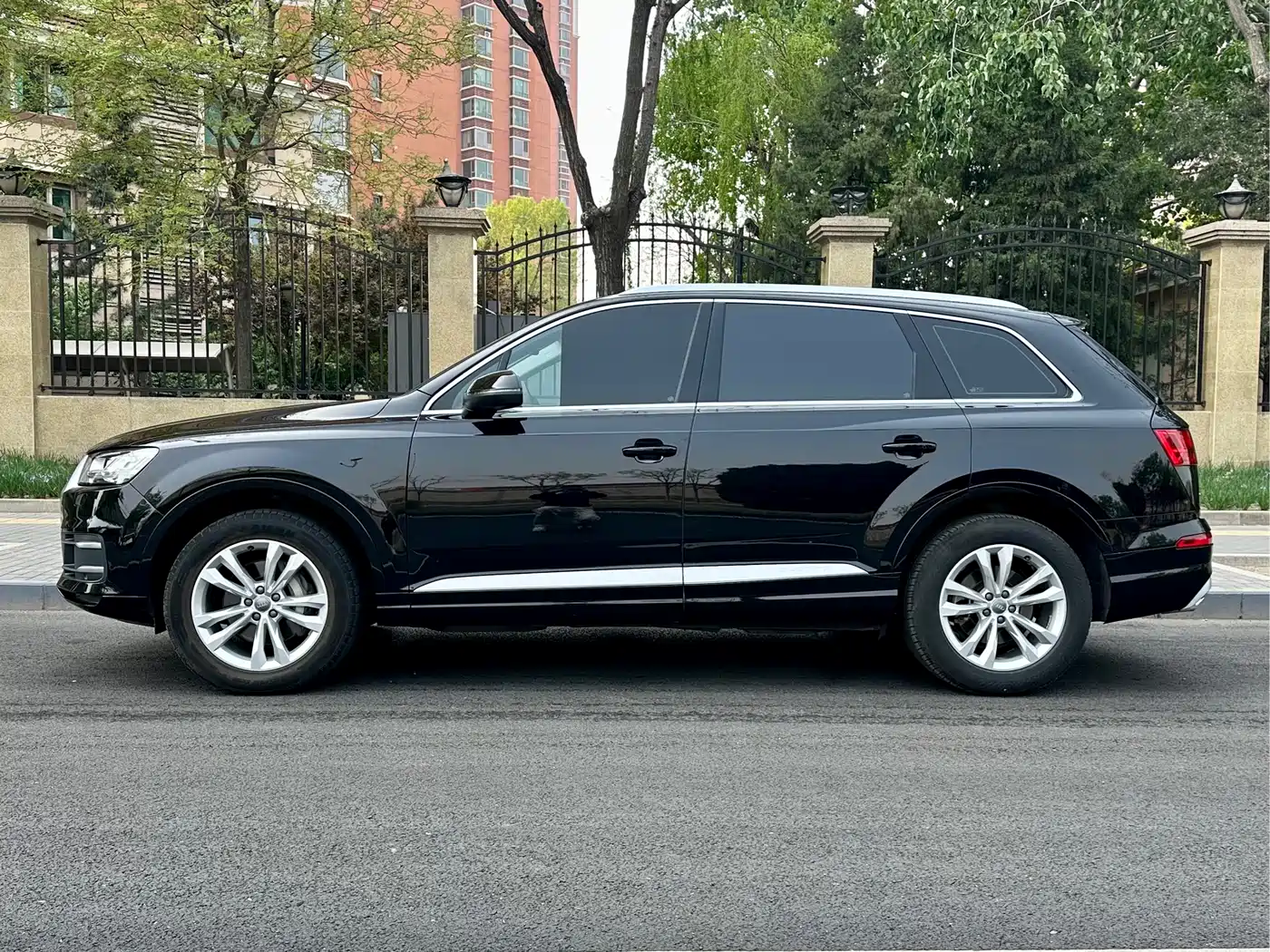 Audi Q7 2019 45 TFSI Comfort фото 3