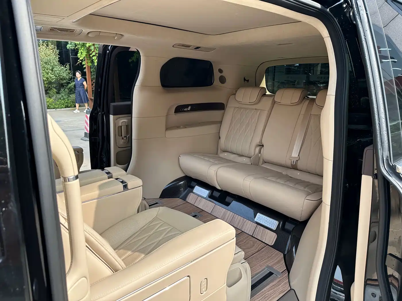 Zhijie Zunjie MPV 2026 2026 Model Mid-Range Edition