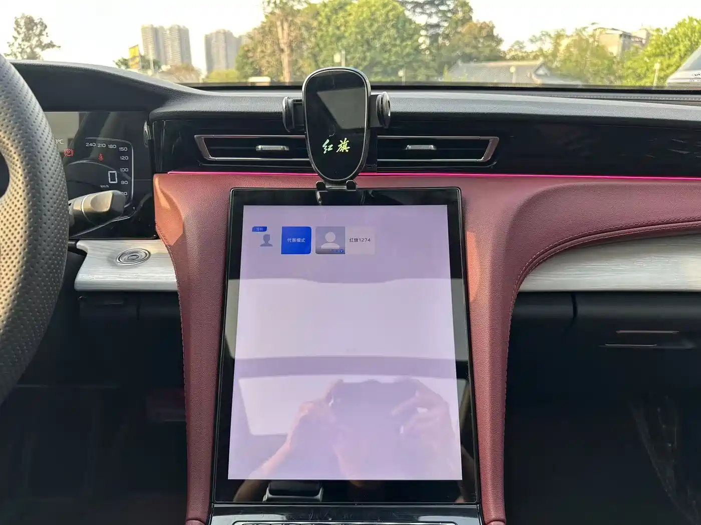 Hongqi H5 2025 1.5T DCT Flag Rhythm 500,000 Units Memorial Edition фото 9