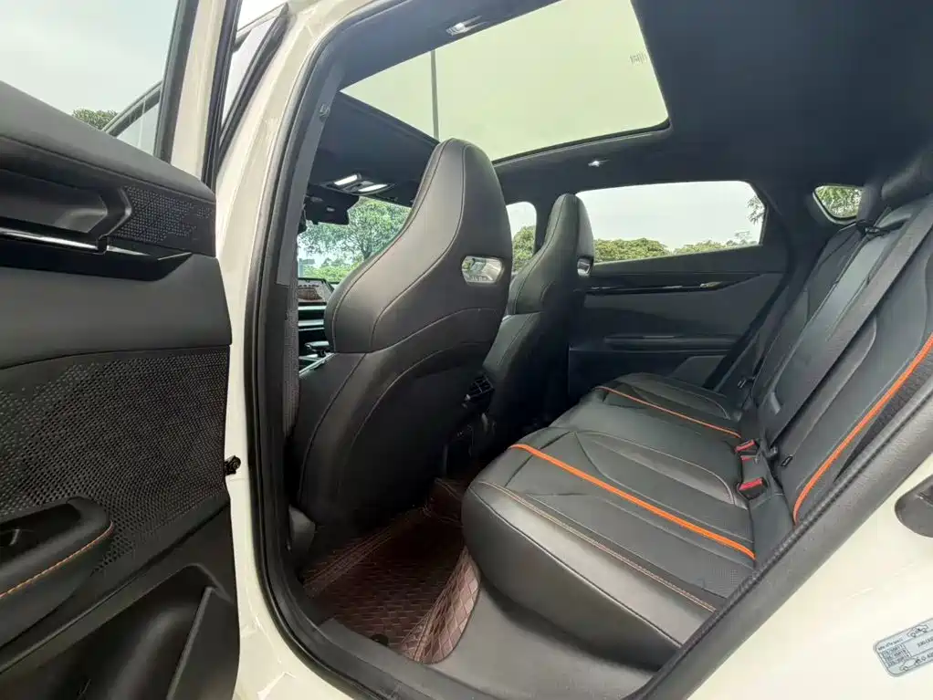 Changan UNI-V 2025 2024 1.5T Premium