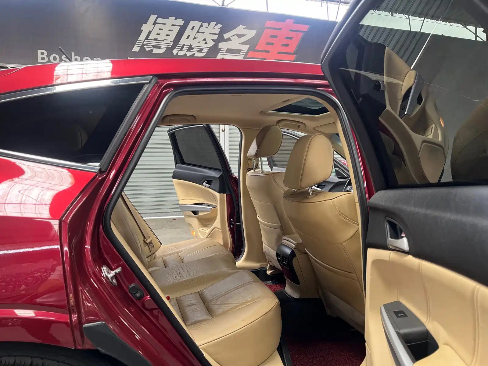 Фото 19 - Honda Crosstour