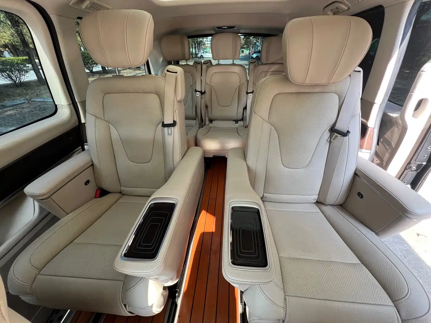 MERCEDES-BENZ V CLASS