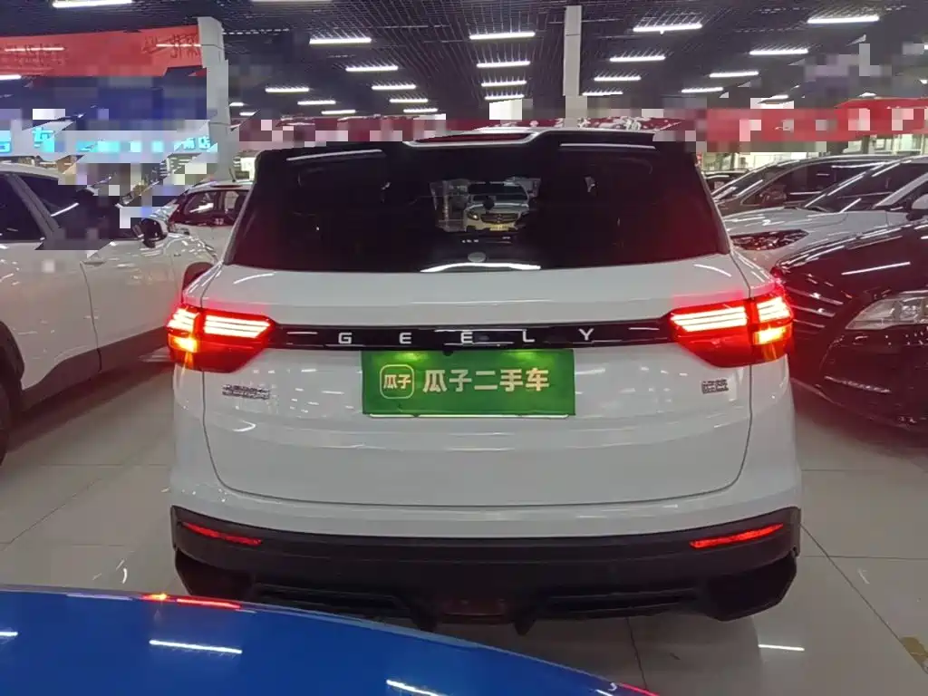 Фото 6 - Geely Coolray