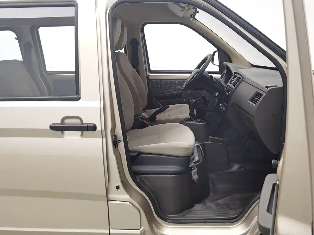 Wuling Motors Wuling Rongguang S 2023 2023 1.5L Base 5/7 Seater