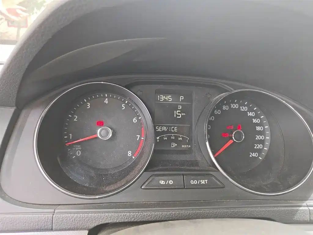 Volkswagen Lavida 2017 1.6L Automatic Comfort Edition фото 8