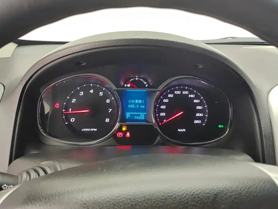 Chevrolet Captiva 2016 2015 2.4L 2WD Urban Edition 7-seater