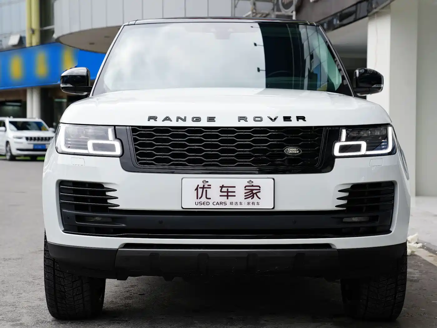 Land Rover Range Rover 2018 3.0 SC V6 Vogue Heritage Extended Edition фото 2