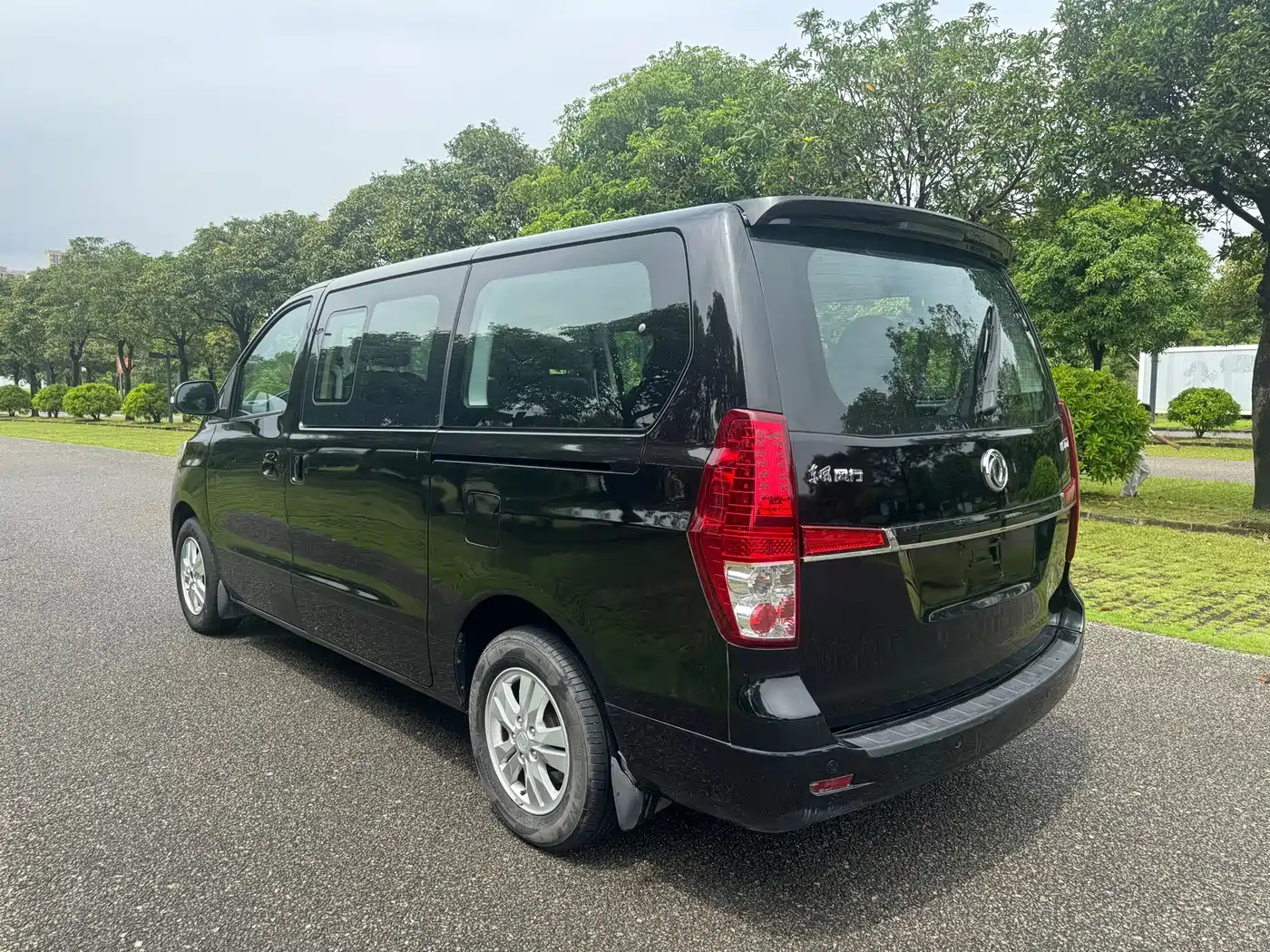 Dongfeng Fengxing Fengxing CM7 2018 2018 2.0T Manual Luxury