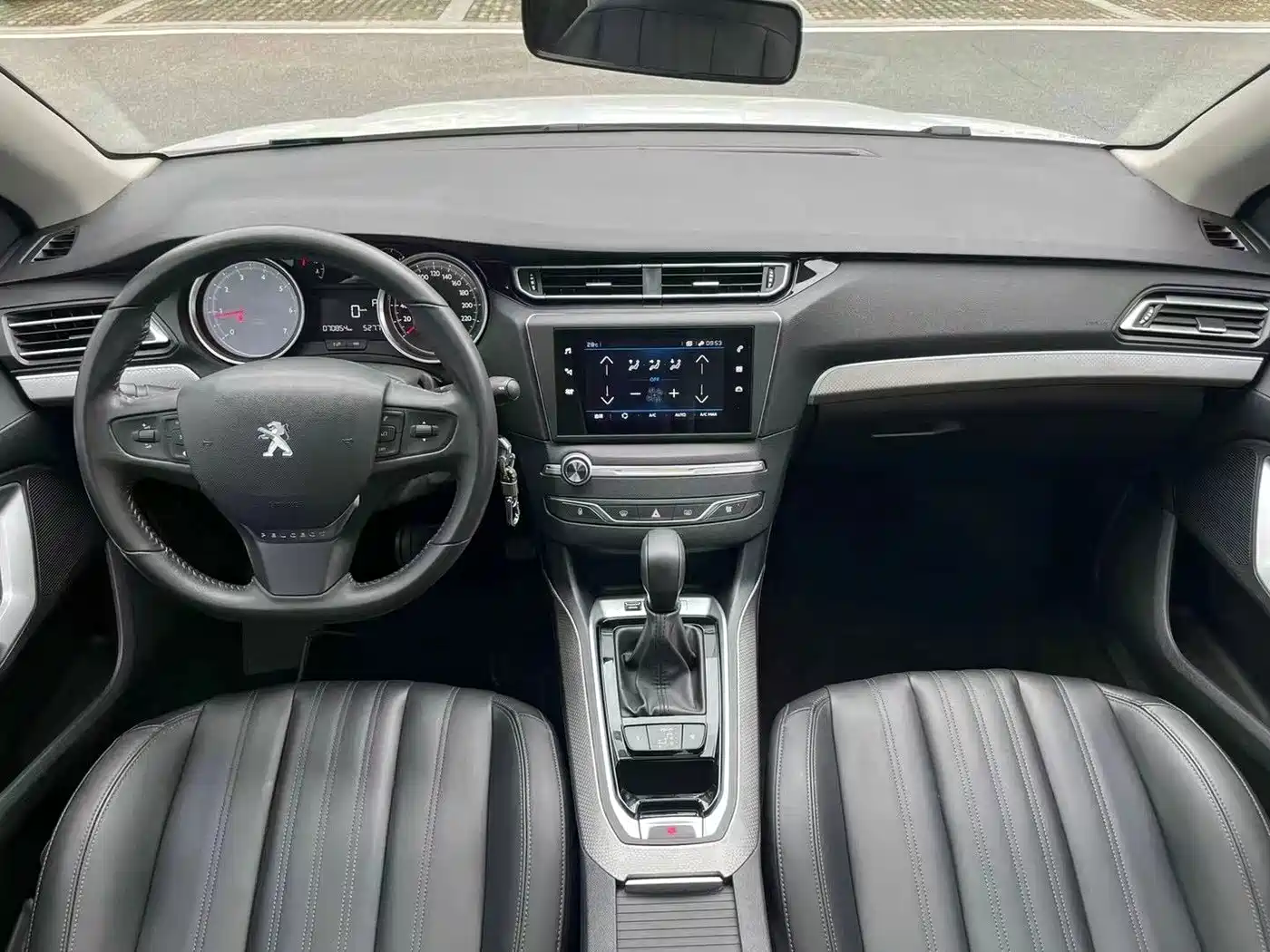 Фото 7 - Peugeot 408