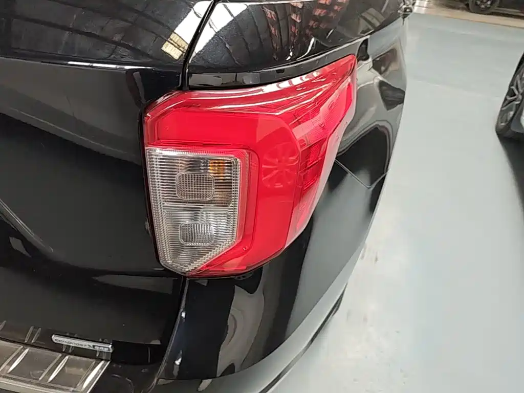 Ford Explorer 2020 2020 EcoBoost 285 RWD Trend Edition 7-Seater