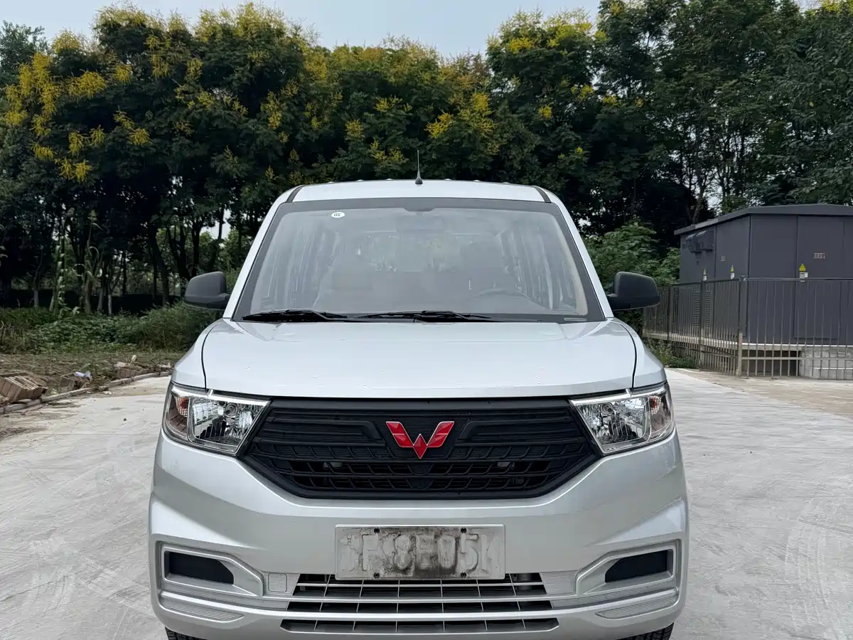 Wuling Motors Wuling Hongguang V 2025 2022 1.5L Power Take Edition Electric Power Steering LAR