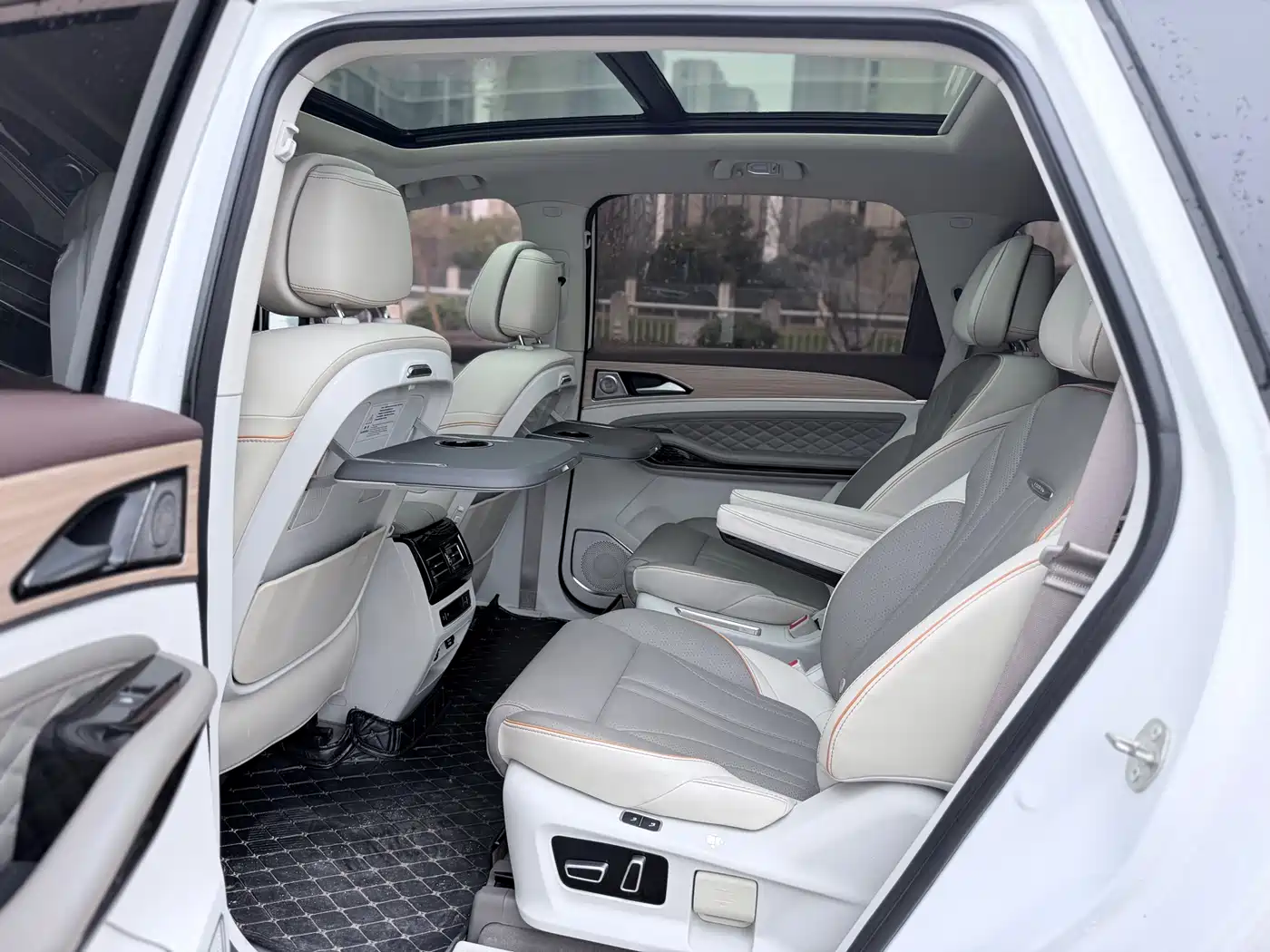 DONGFENG POPULAR YACHTS