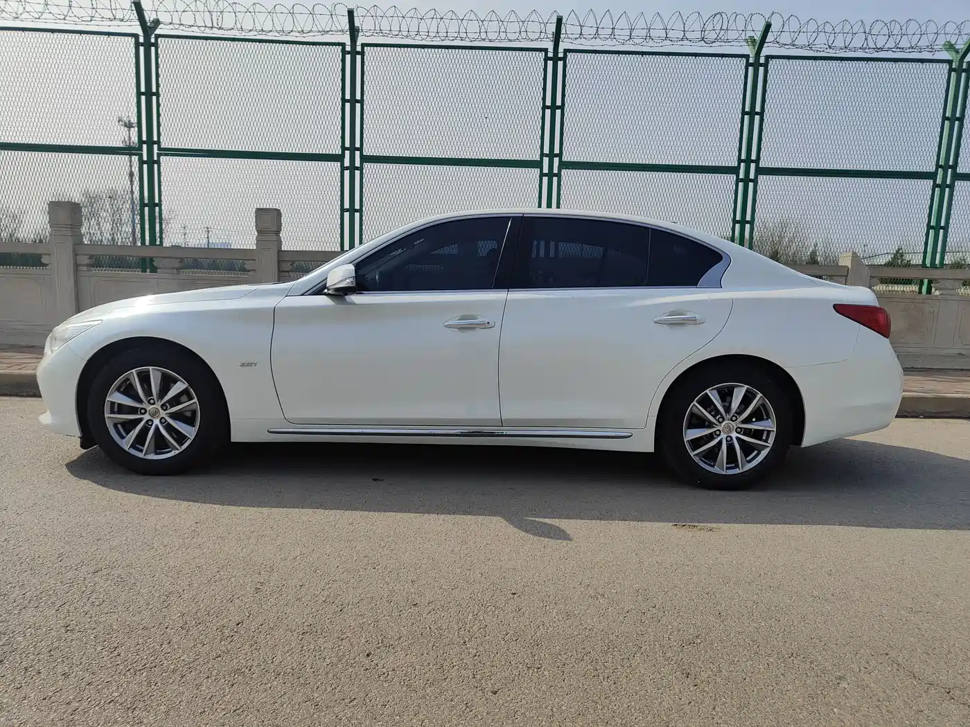 Infiniti Q50L 2017 2016 Model 2.0T Comfort Edition