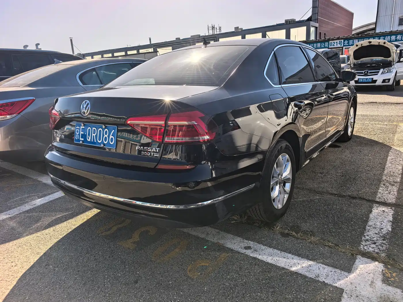 VOLKSWAGEN PASSAT