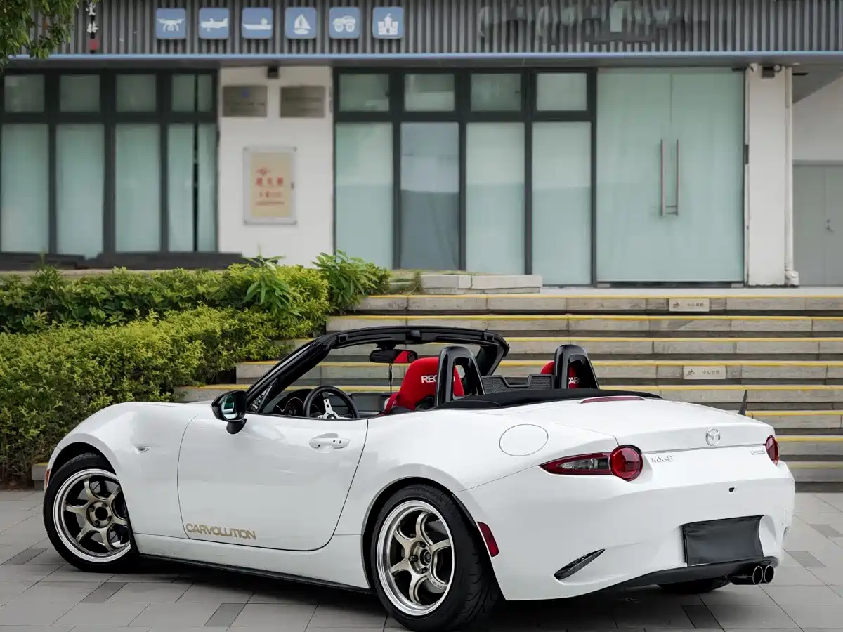 Mazda MX-5 2023 2018 2.0L RF Pearl White