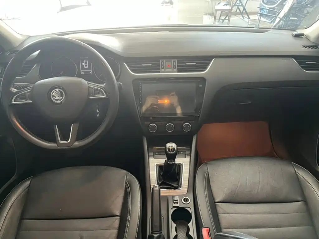 Фото 15 - Škoda Octavia