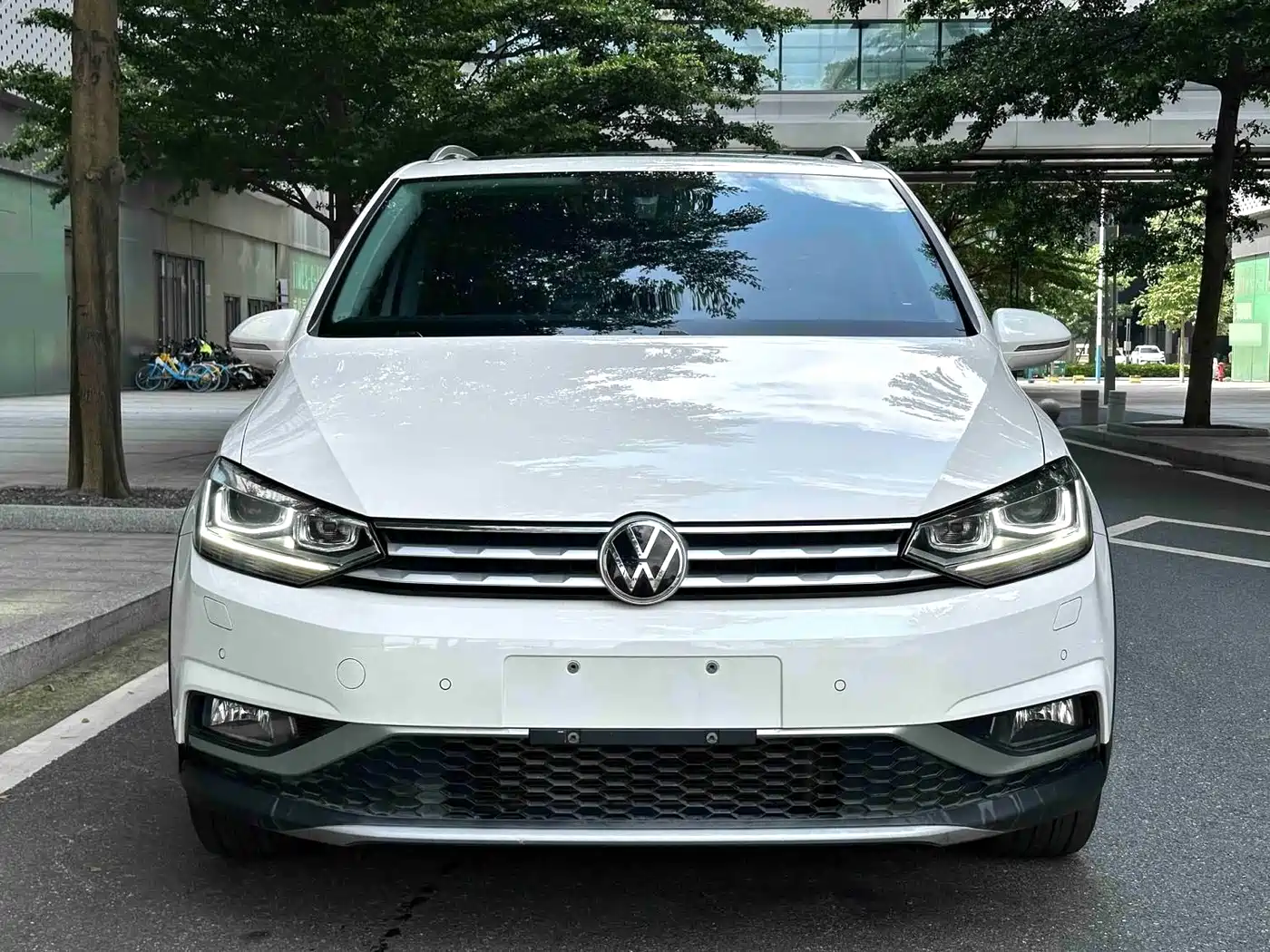 Volkswagen Touran 2021 2021 Touran L 280TSI DSG Cross Edition 7-seater