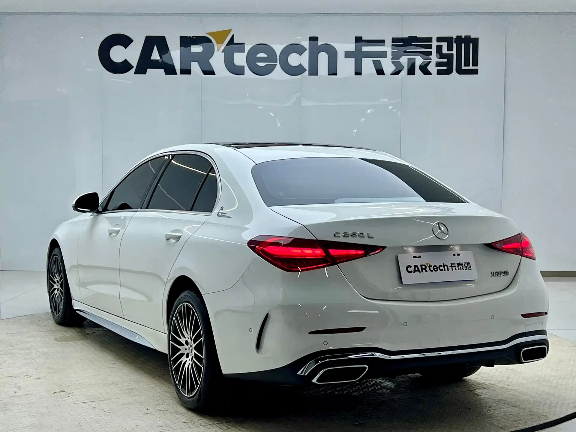 Фото 2 - Mercedes-Benz C-Class