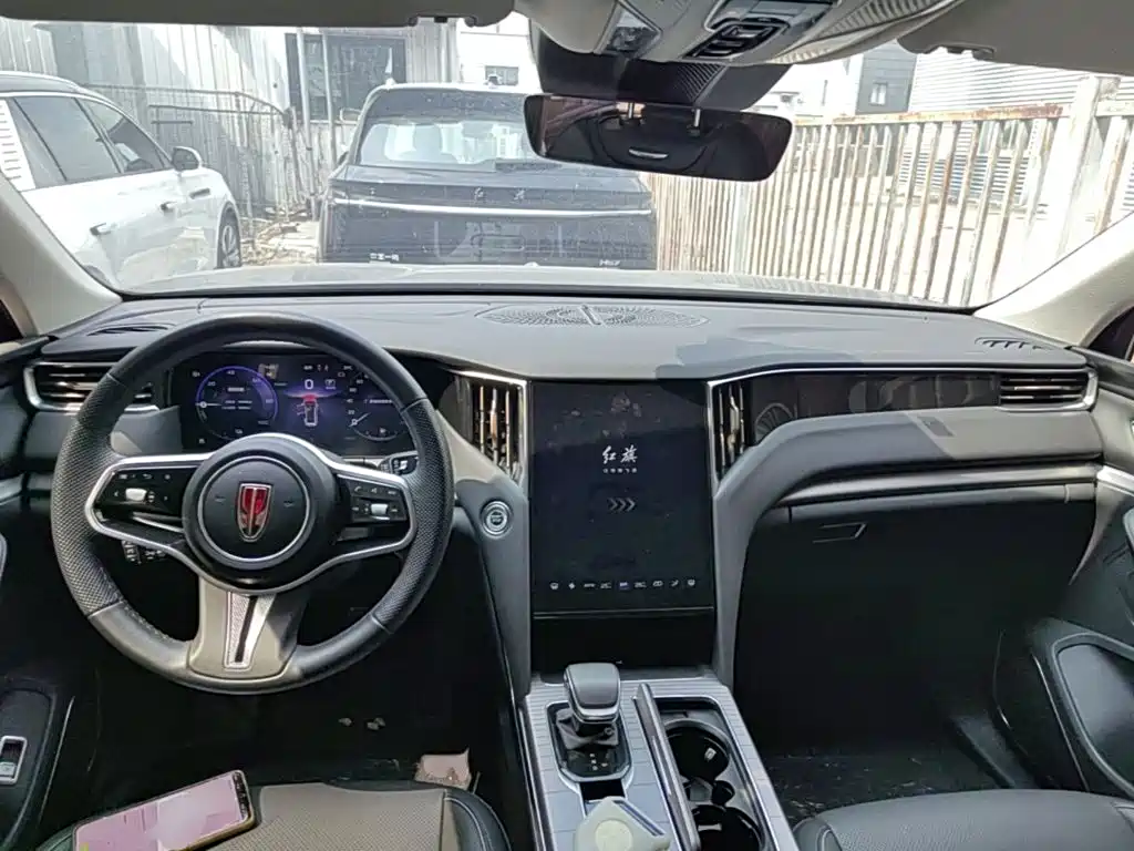 Photo 14 - Hongqi HS7 PHEV