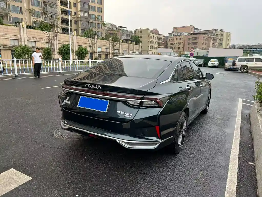 Dongfeng Aeolus Yixuan MAX 2022 2021 1.5T Super Cool Dad Edition