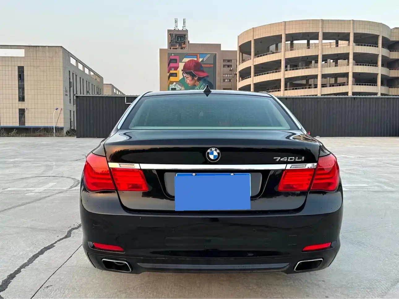 BMW 7 Series 2009 Model 740Li Leading Edition фото 5