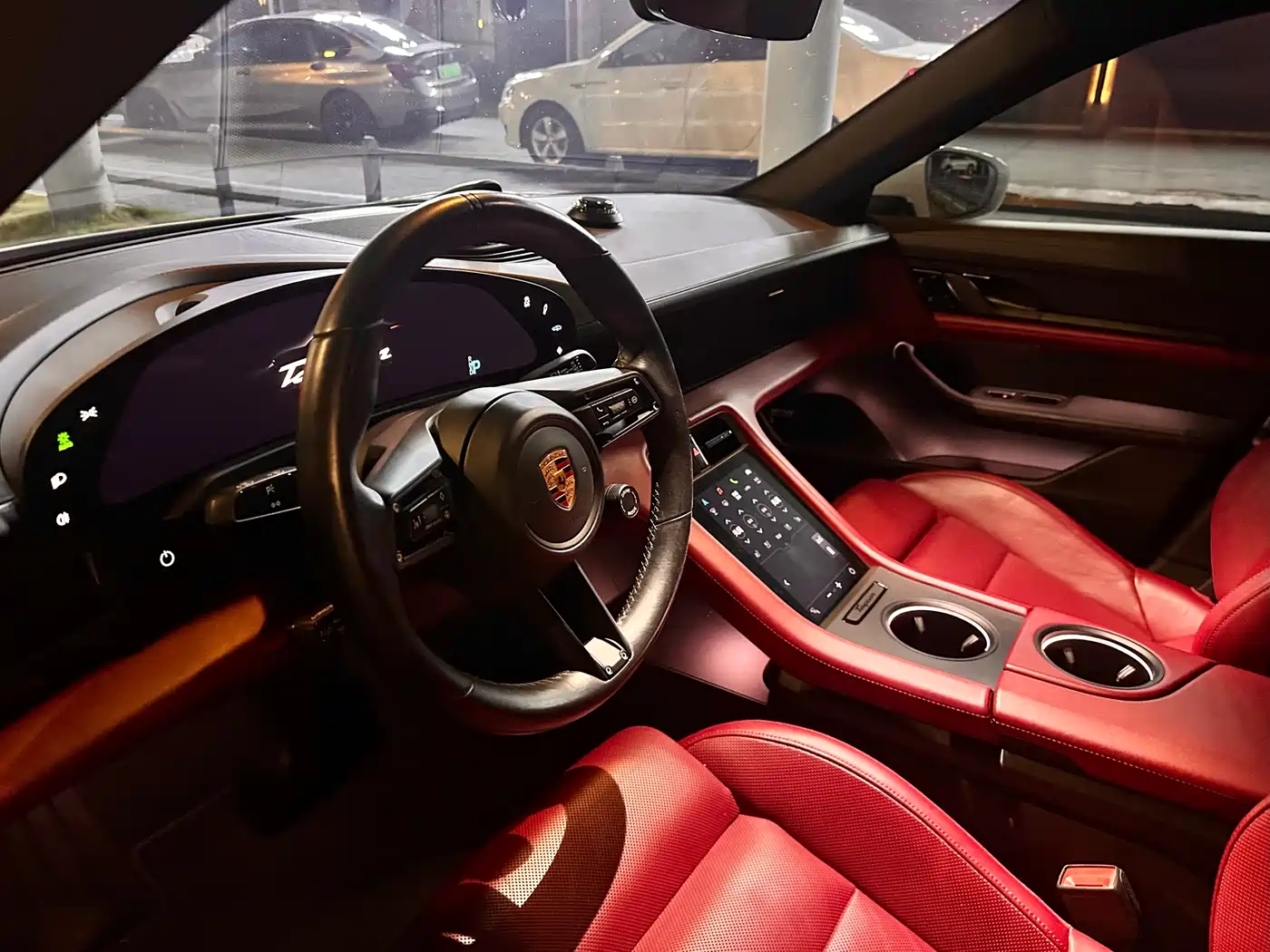 Porsche Taycan 2022 Taycan фото 11