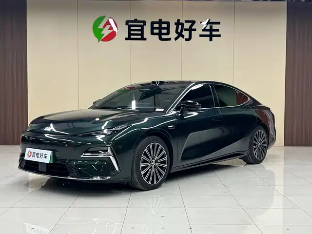 GEELY GALAXY GALAXY SPARKLE 8