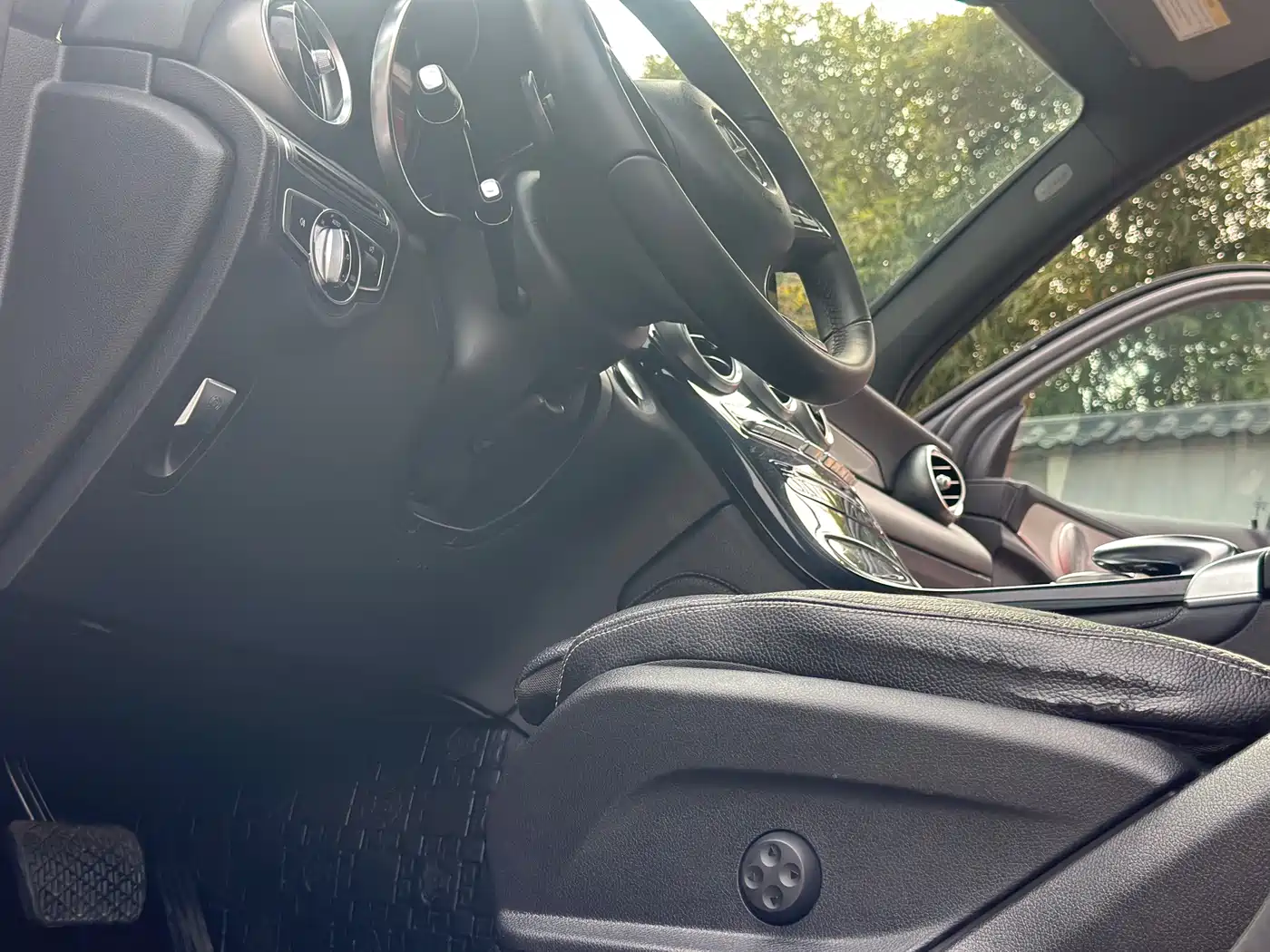 Mercedes-Benz GLC 2016 GLC 200 4MATIC фото 16