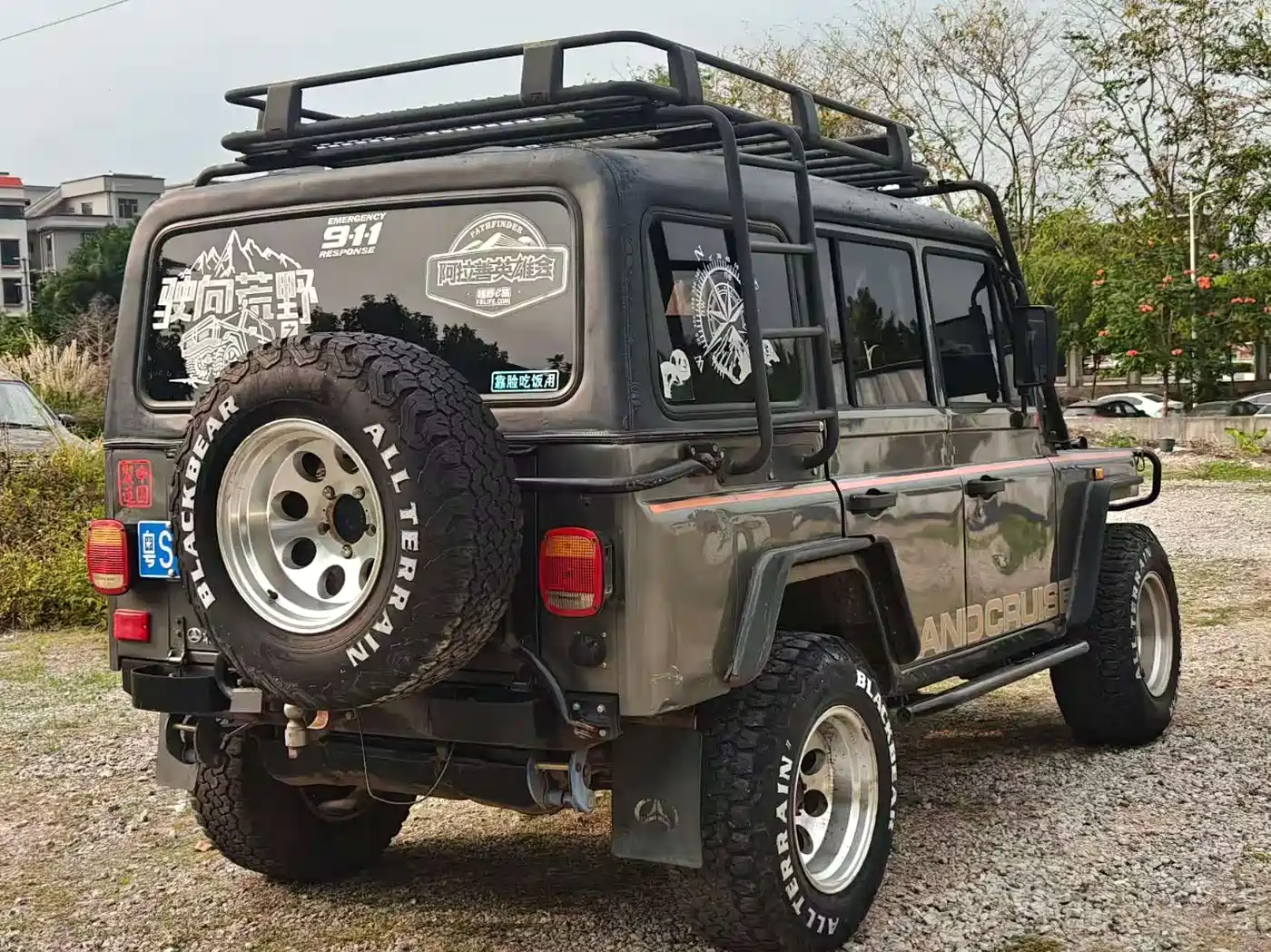 BAW (Beijing Automobile Works) 212 Classic 2020 2019 1.5T Square Door China VI