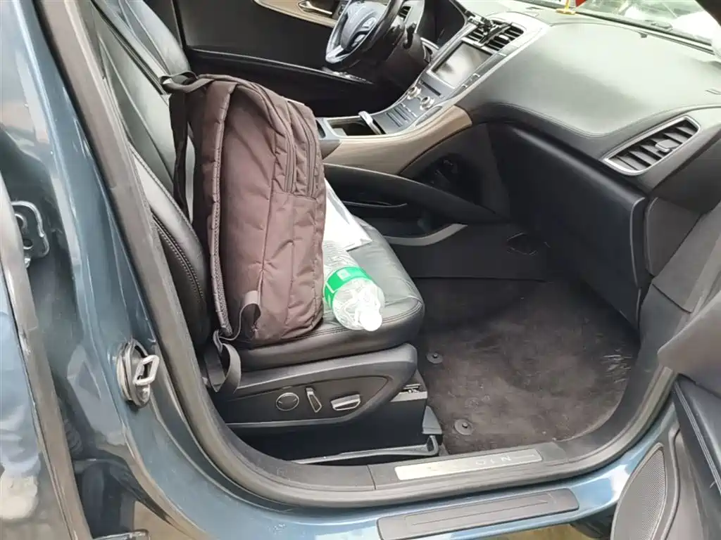 Lincoln MKX 2017 2015 2.0T 2WD Premium Edition