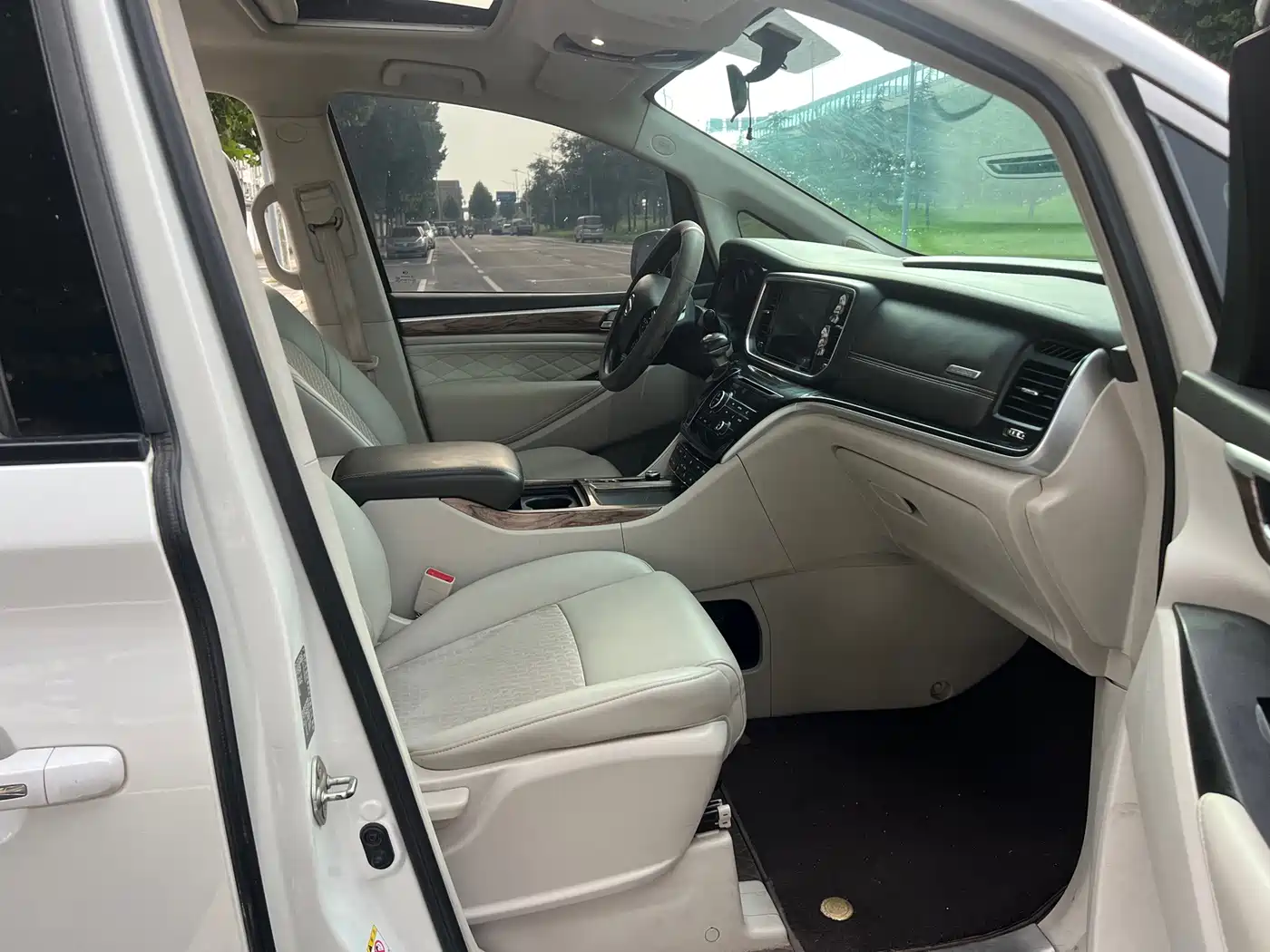 Photo 13 - GAC Trumpchi Trumpchi M8
