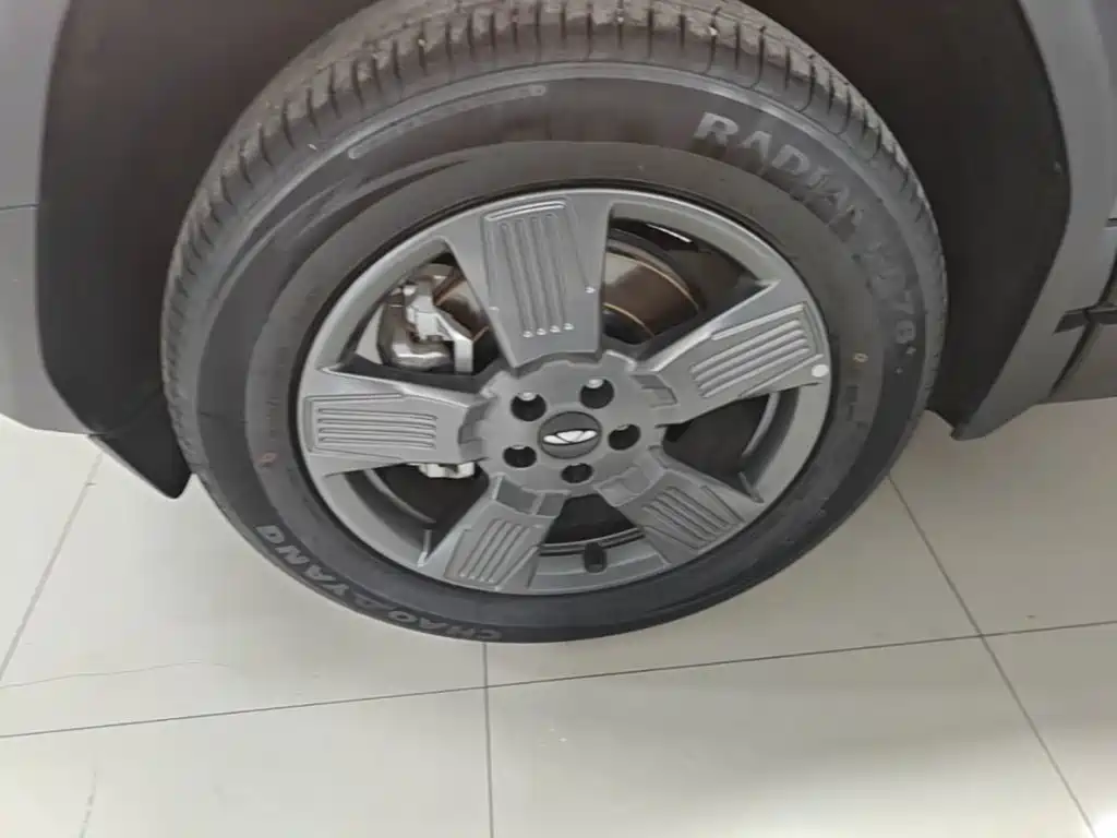 Chery Fengyun Storm X3 2025 2025 Model 520 2WD Base