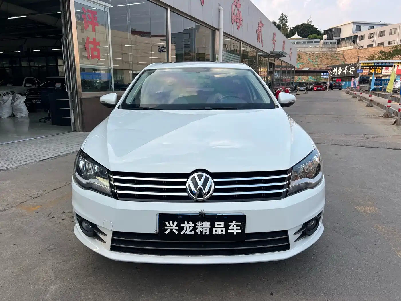Photo 2 - Volkswagen Bora