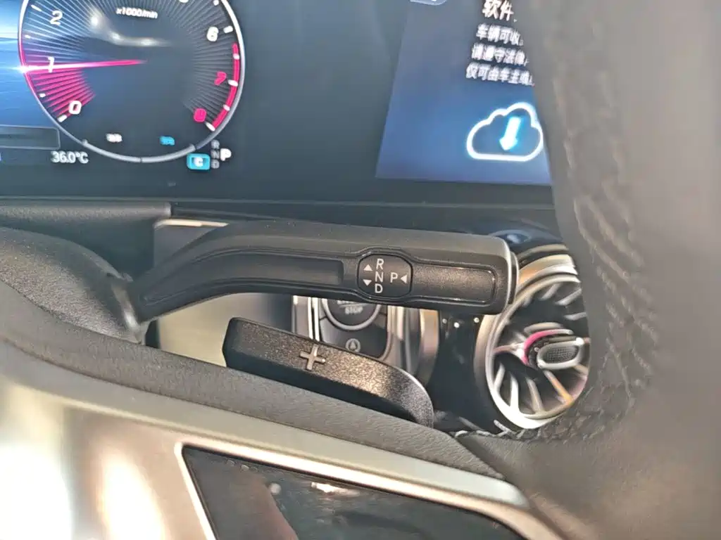 Mercedes-Benz GLB 2025 2025 GLB 220 Dynamic