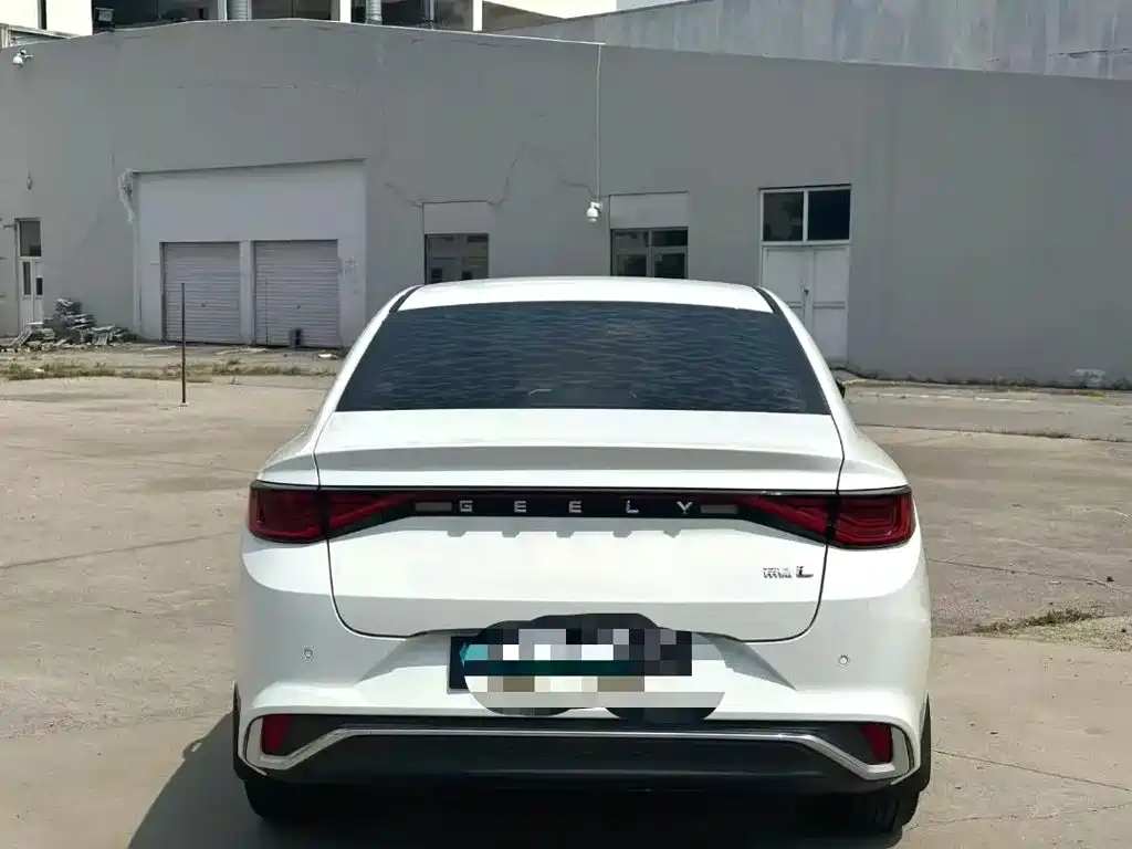 Geely Emgrand L 2022 2022 1.4T CVT Flagship