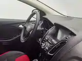 Фото 22 - Ford Focus