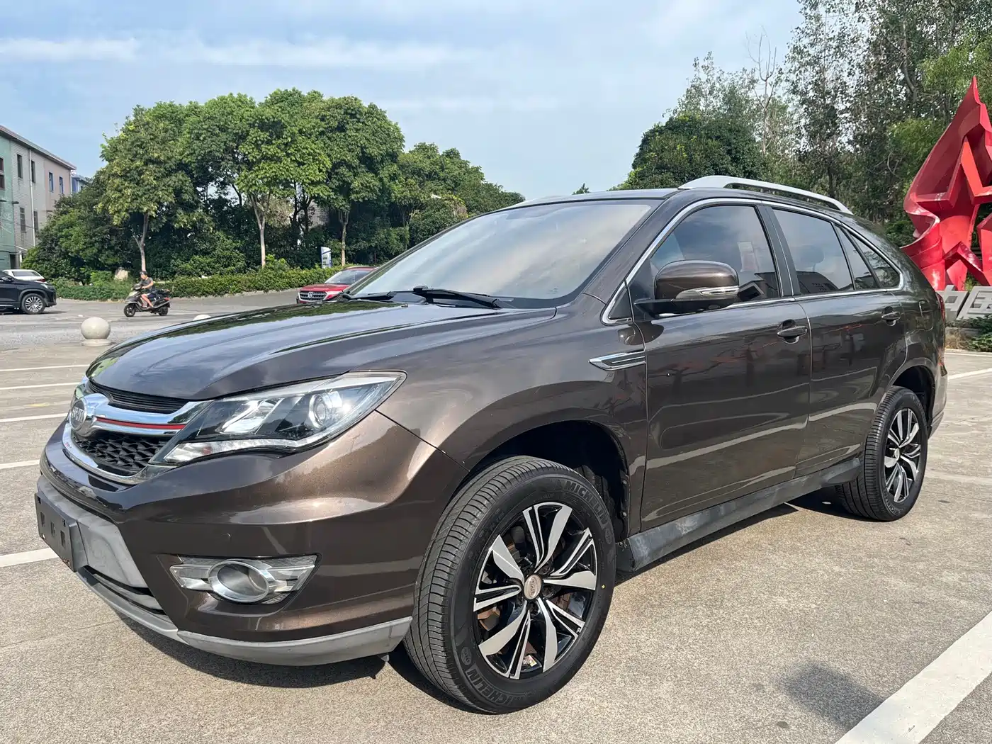 BYD S7 2017 2017 2.0T Automatic Prestige Model