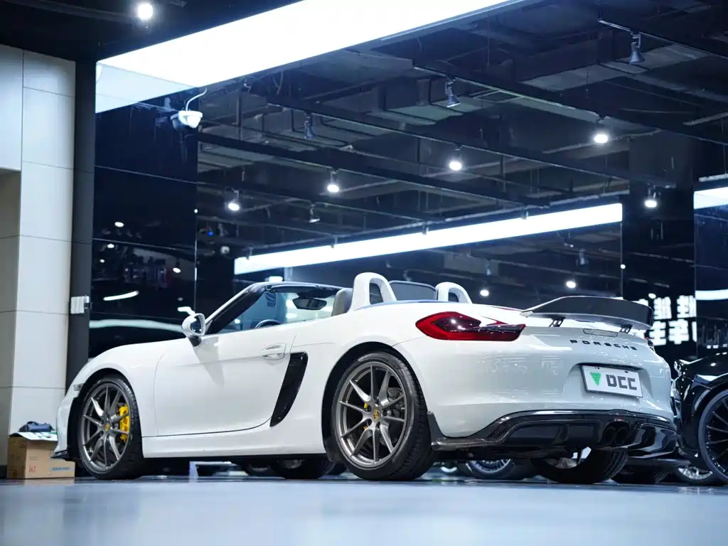 Photo 5 - Porsche Boxster