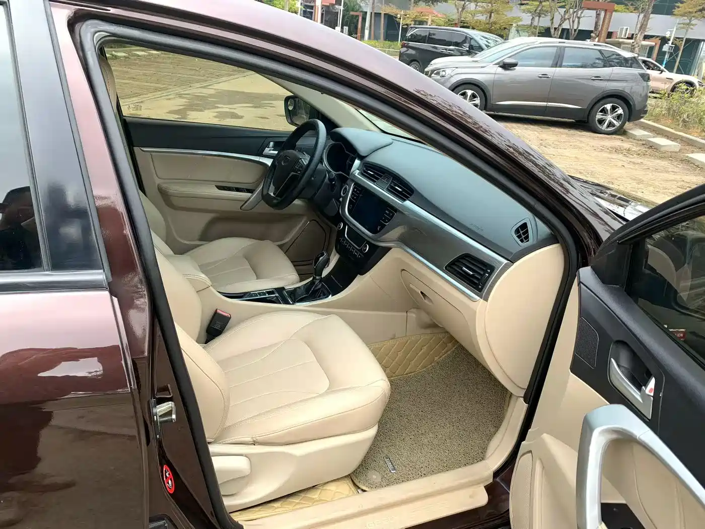 GEELY AUTOMOBILE EMGRAND