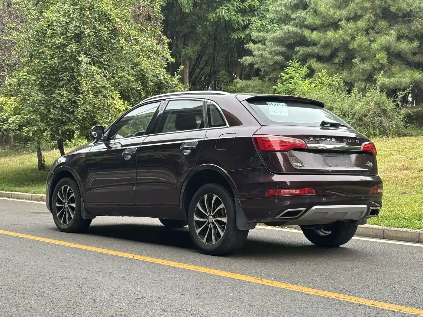 Zotye SR7 2016 2016 1.5T CVT Magic Cube Heart Edition China V