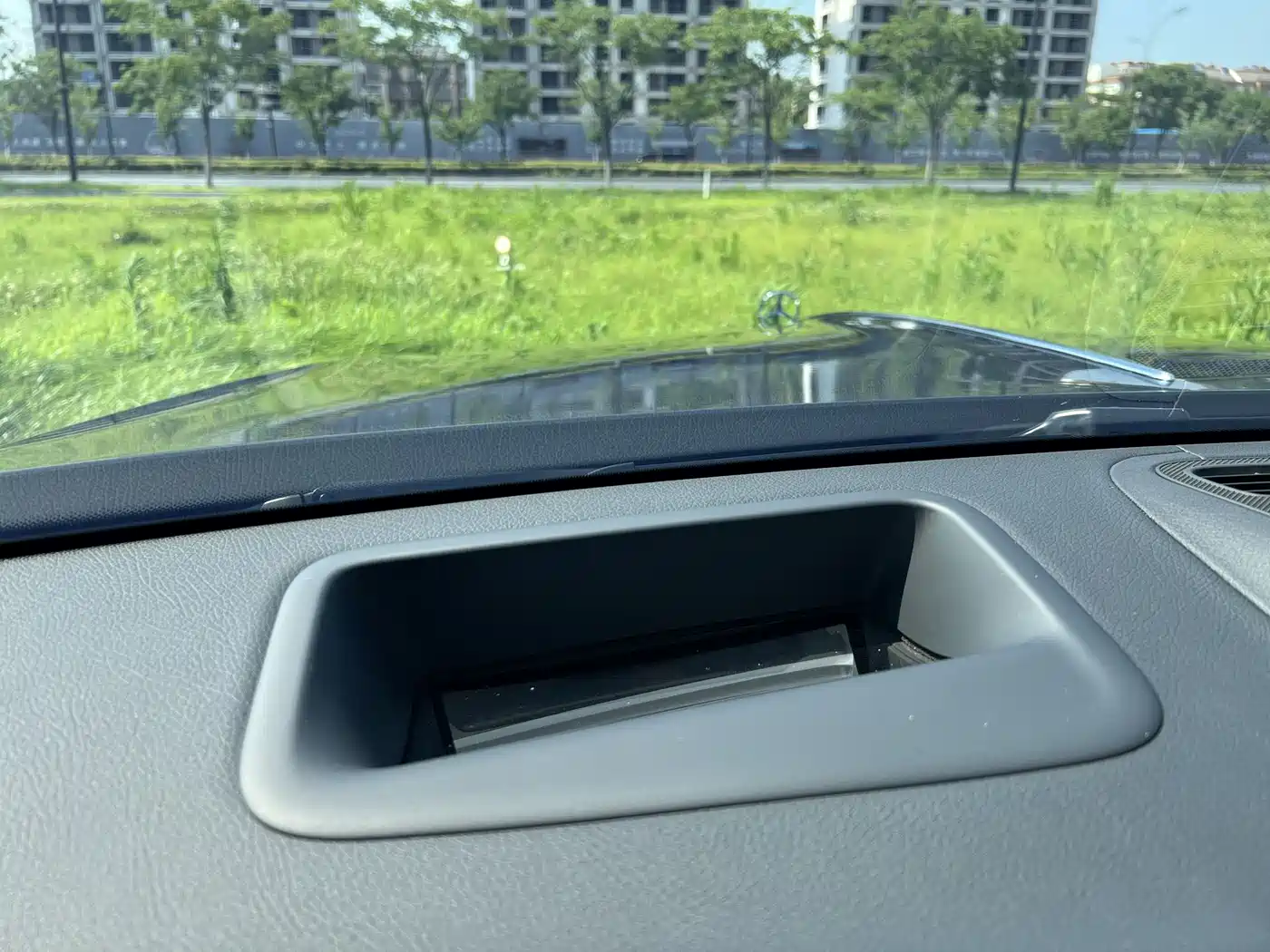 Mercedes-Benz Maybach S-Class 2025 Model S 480 4MATIC фото 19